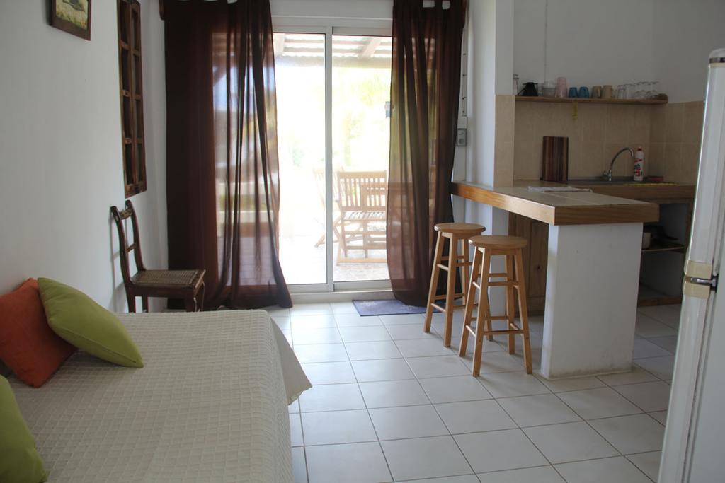 Keravel Bungalows Pointe d'Esny Quarto foto
